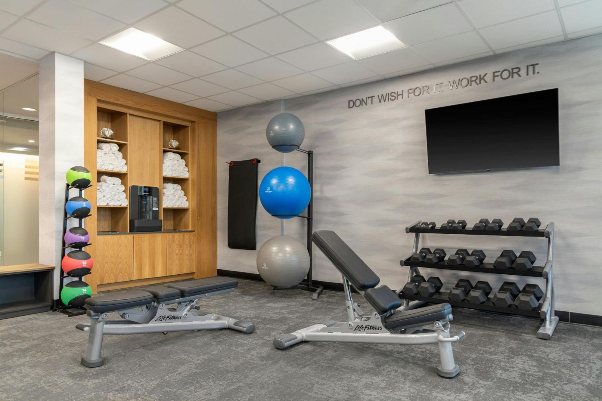 Fairfield By Marriott Inn & Suites Kansas City At The Legends 외부 사진
