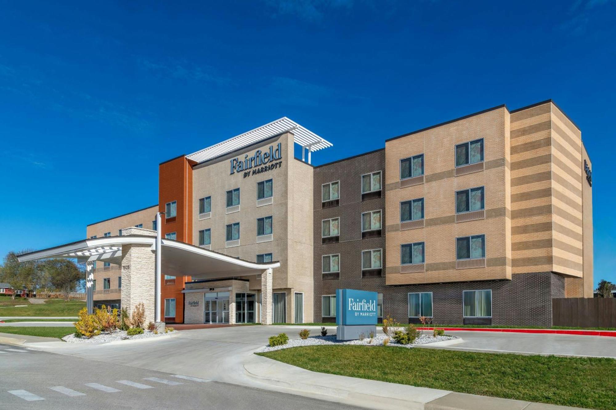 Fairfield By Marriott Inn & Suites Kansas City At The Legends 외부 사진