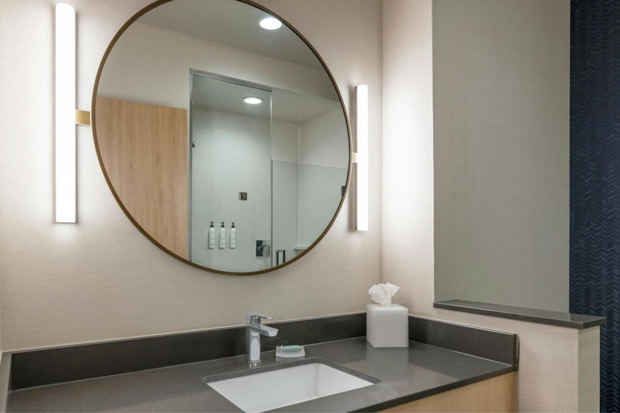 Fairfield By Marriott Inn & Suites Kansas City At The Legends 외부 사진