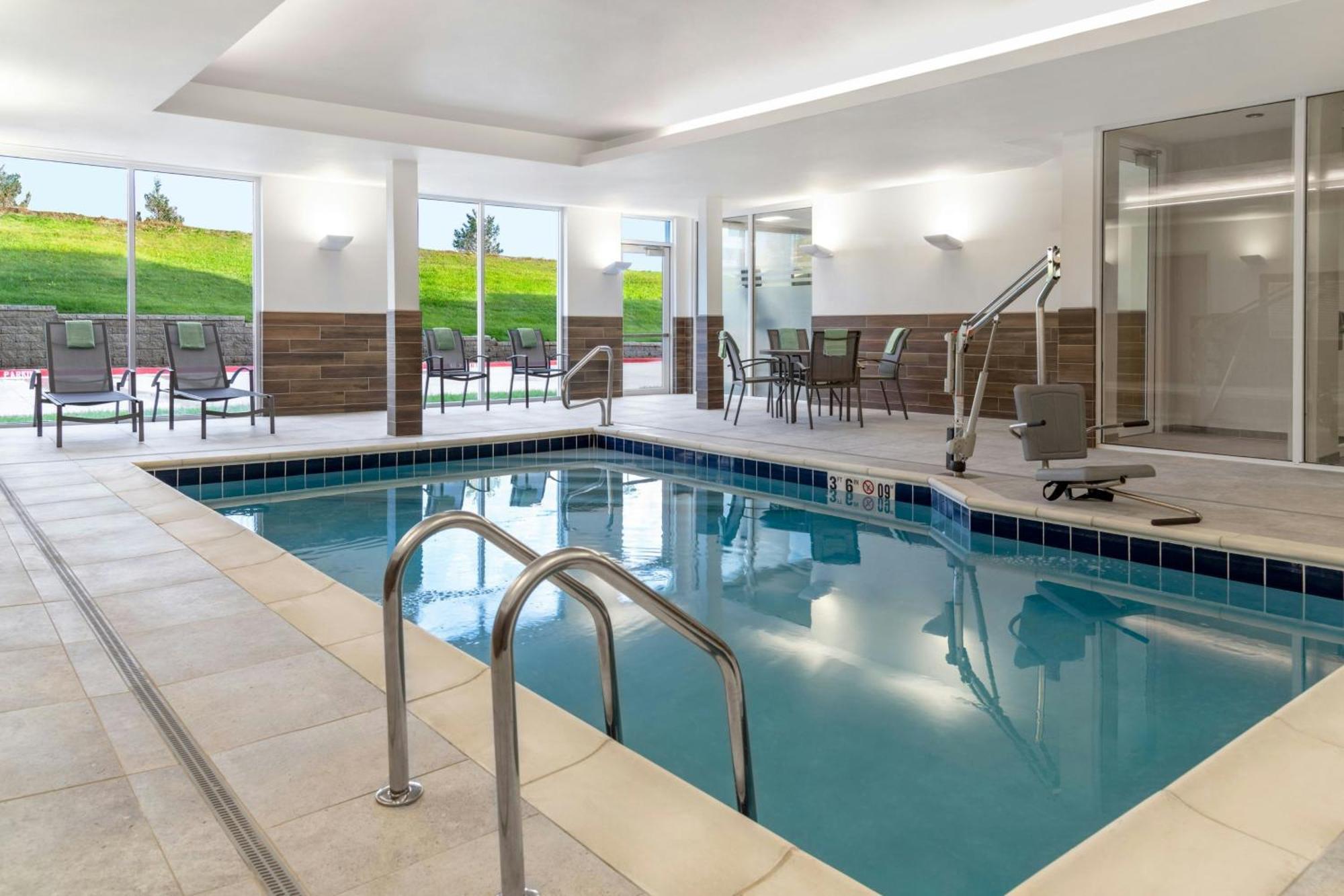 Fairfield By Marriott Inn & Suites Kansas City At The Legends 외부 사진